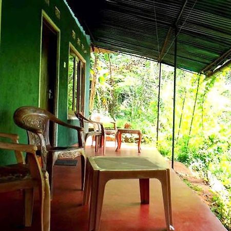 Haniffas Holiday Inn Kandy Ngoại thất bức ảnh